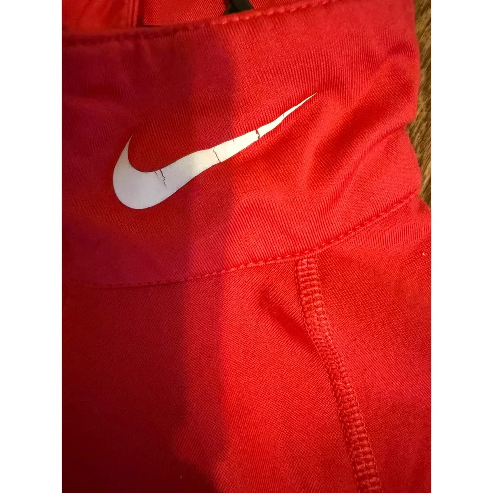 Nike Therma-FIT Womens Red Half Zip Long Sleeve Running Top Small 380998-691 - Picture 6 of 11